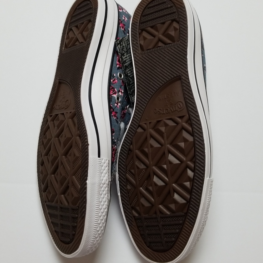 NWT Converse Denim Flower Print - Picture 4 of 6